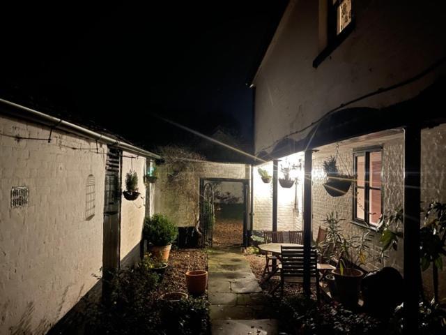 Ferienwohnung Old Rectory - Scoulton Great Ellingham Exterior foto